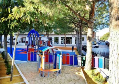 construccion parque infantil en Pinoso por Araque Maqueda Construccion