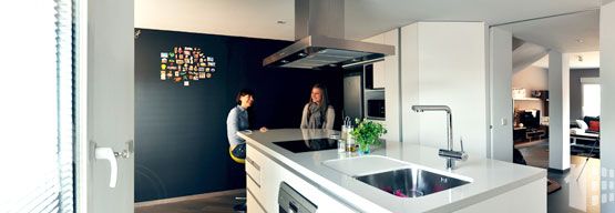 Bungalow en San Juan (Alicante) Ideas para reformar la cocina por Araque Maqueda