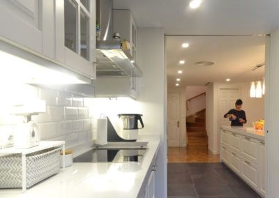 Cocina. Reforma de ático en Madrid por Araque Maqueda Construcción