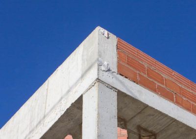 Estructura de vivienda unifamiliar en El Campello, Alicante por Araque Maqueda