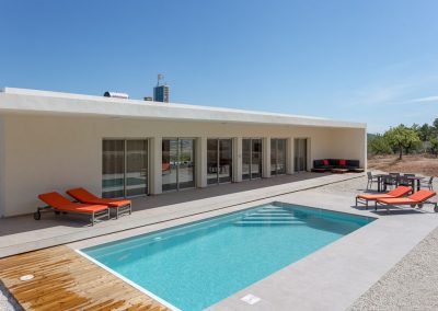 Chalet minimalista en Hondon de las Nieves (Alicante) por Araque Maqueda