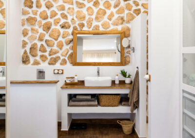 Baño habitación principal de Vivienda rustica por Araque Maqueda